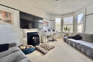 Family Room- click for photo gallery